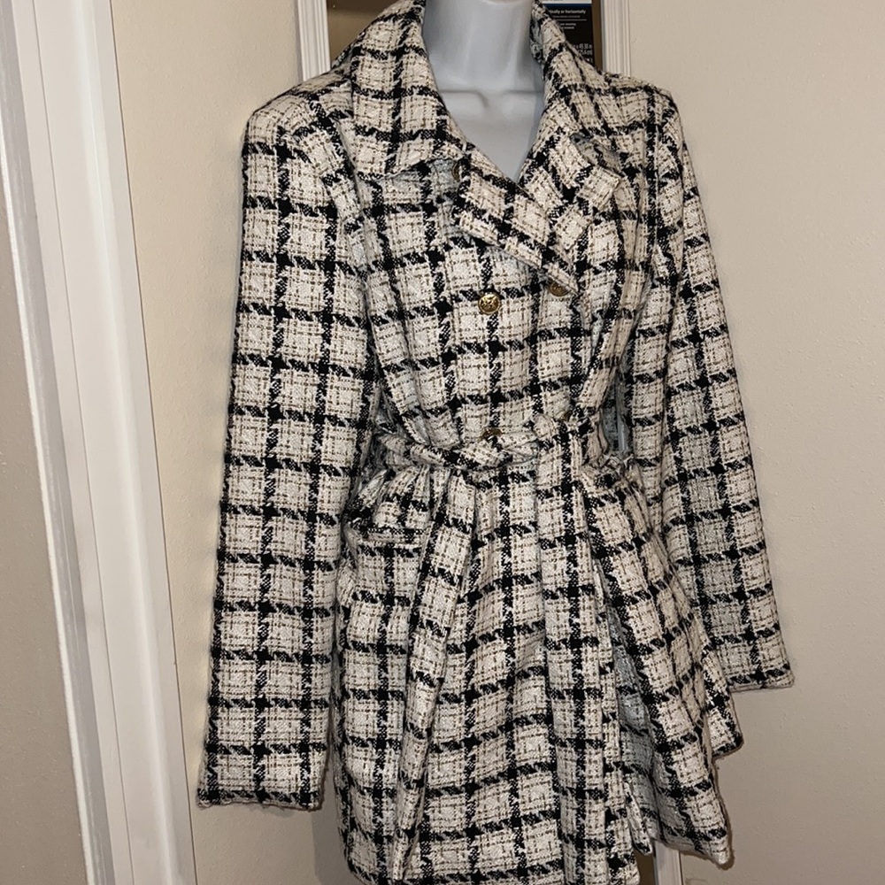 Week Jacket - Picture 3 of 11